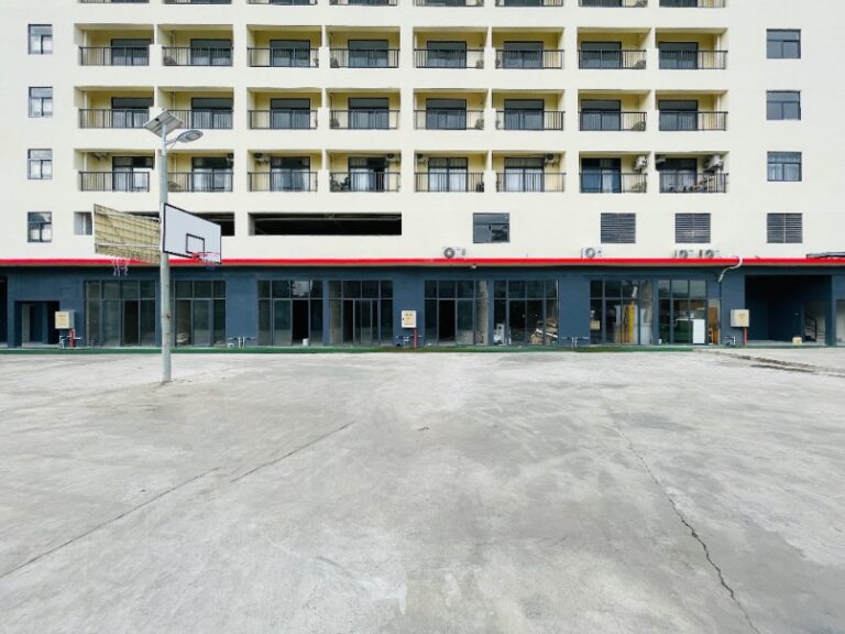Basketball court 4
