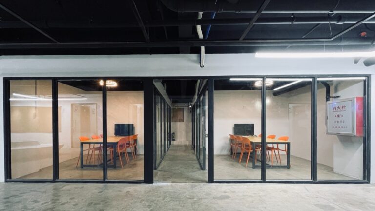 Group Classroom 14