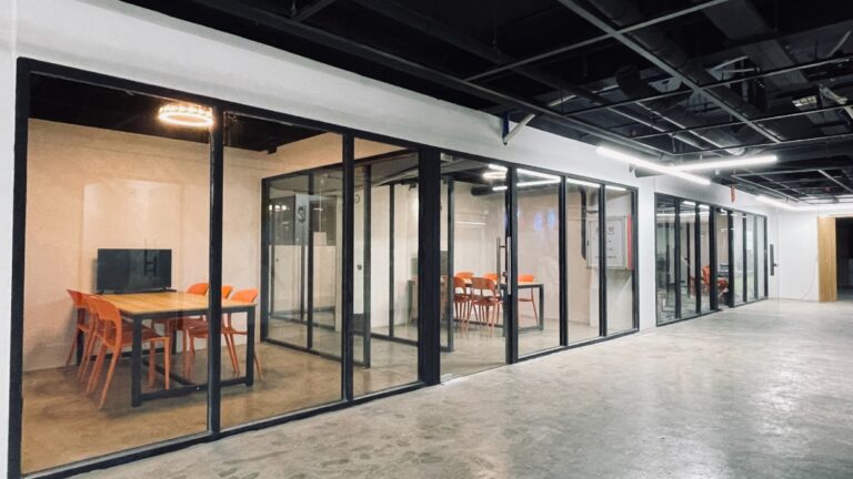 Group Classroom 15