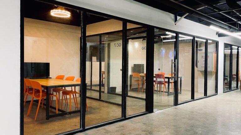 Group Classroom 17
