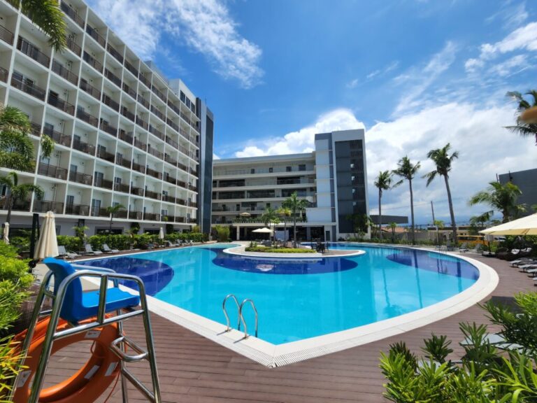 SWIMMING POOL02 1024x768 1